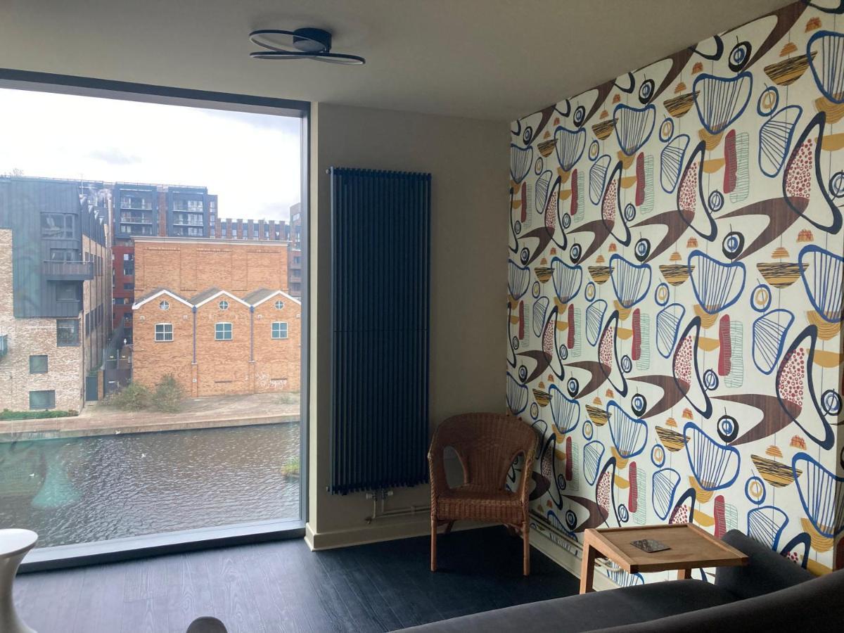 Canal View 1 Bed Apartment In Zone 1 London Exterior photo